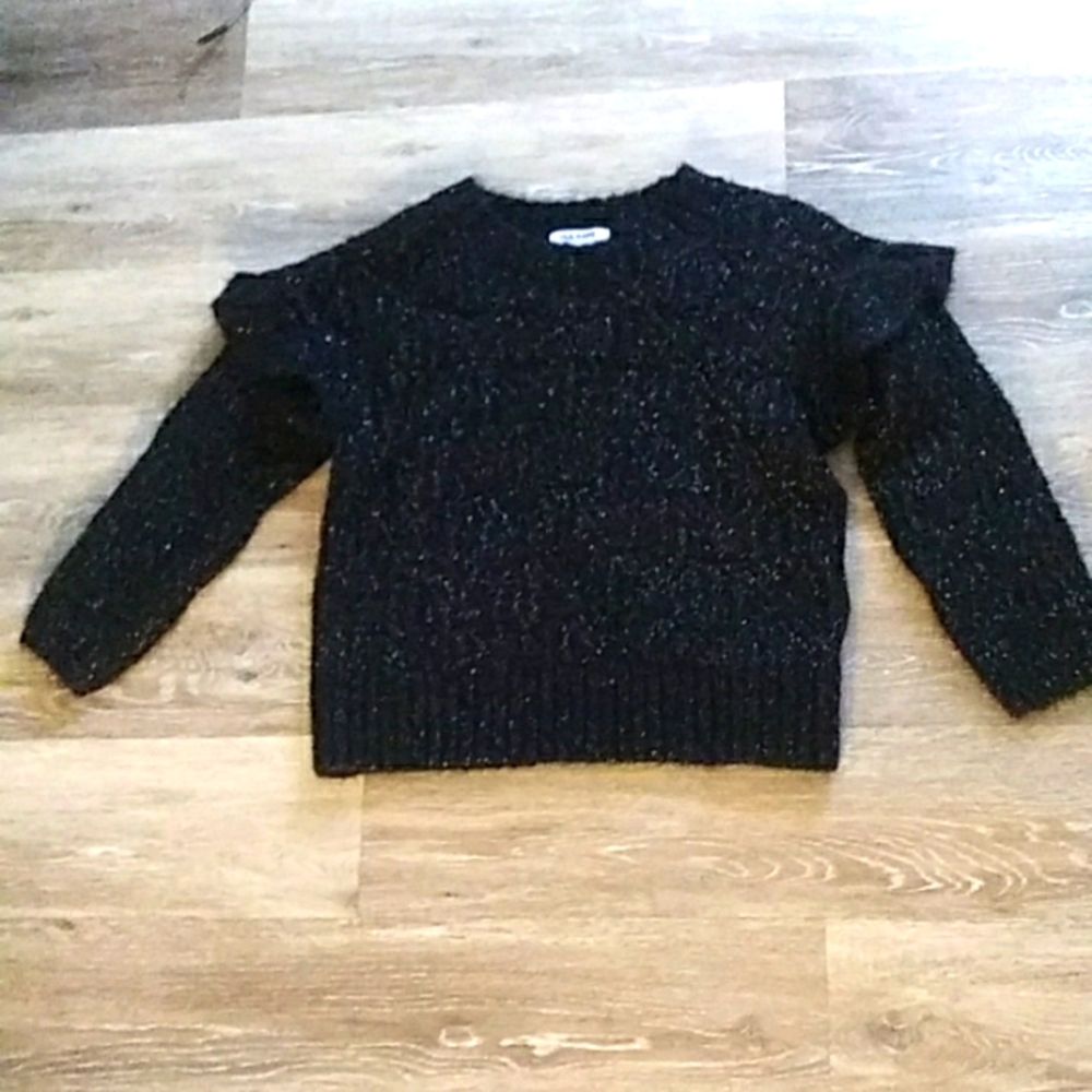 🖤 Glimmer Ruffle Sweater🖤 🔥 Sale🔥